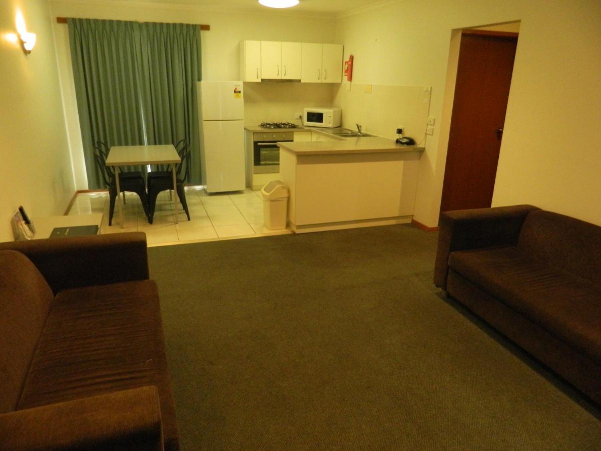 Werribee Motel And Apartments Exteriör bild
